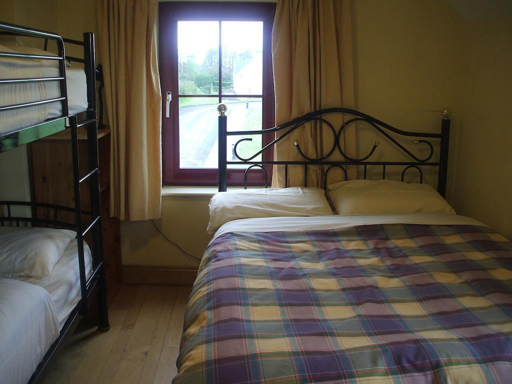 Killeenleagh Bridge Bru Na Dromoda/Dromid Hostel חדר תמונה